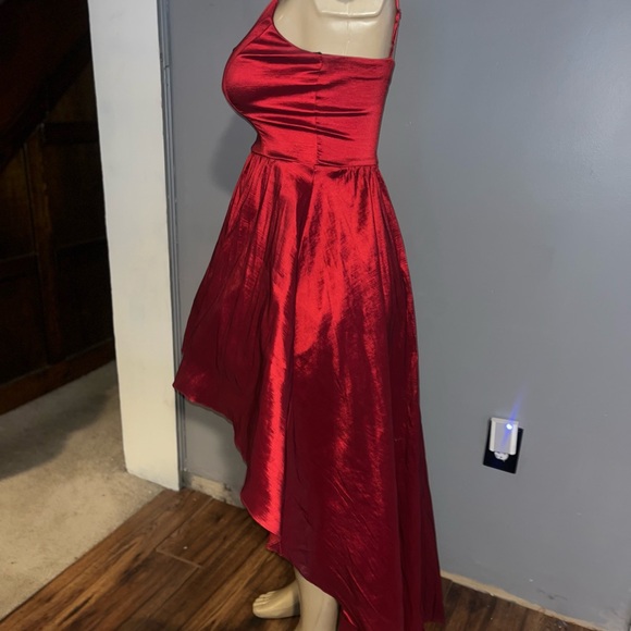 B. Smart dark red maxi punk shiny hi-lo gown - 13/14 - Picture 5 of 6